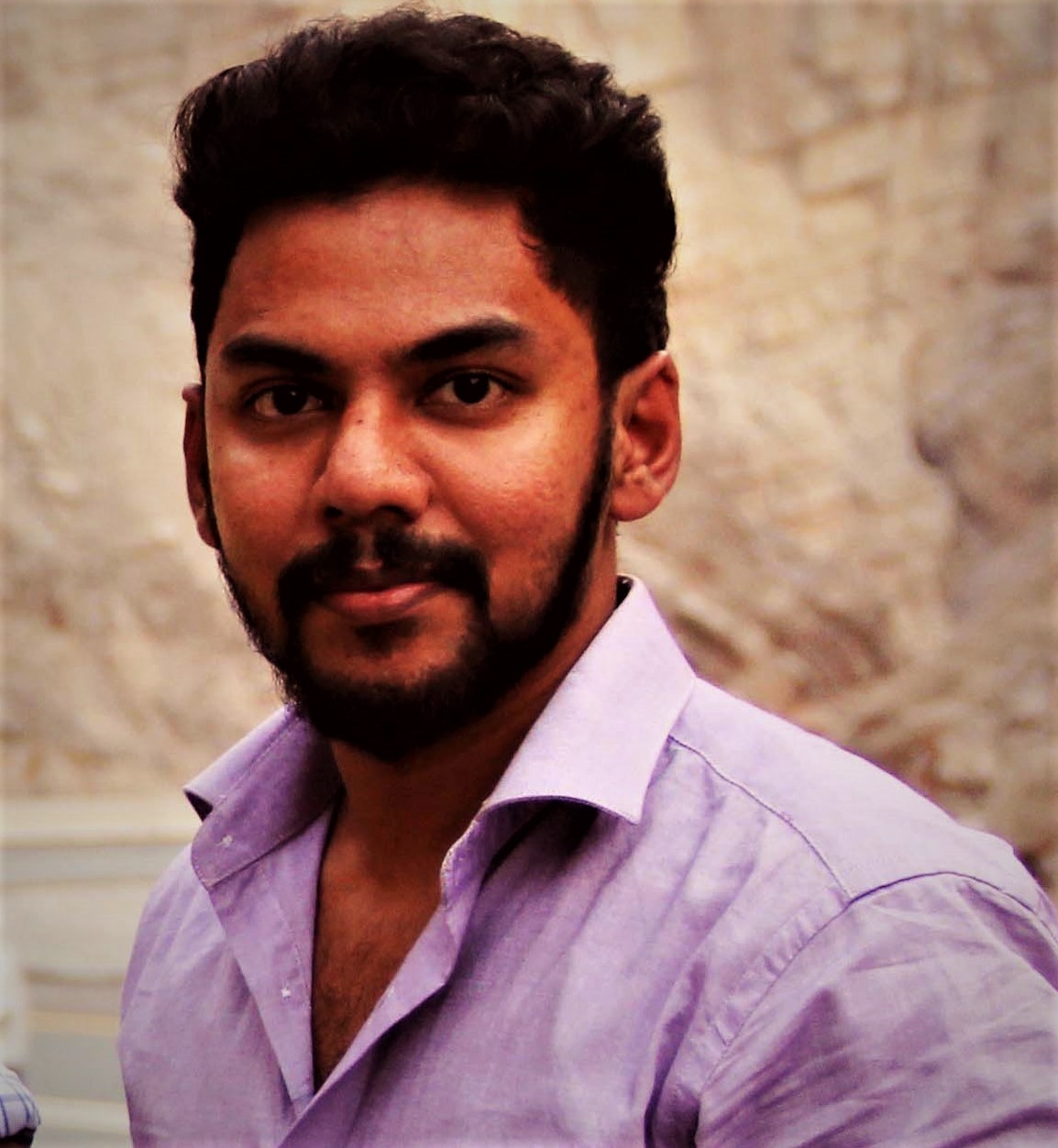 الاسم : مبارك موثييل